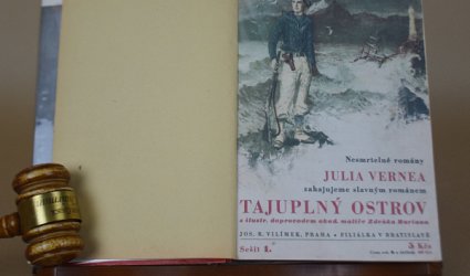 Tajuplný ostrov.