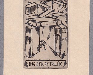 Ing. Bed. Petrlík. Bibliofil s Ariadninou nití probíhá labyrintem knih.